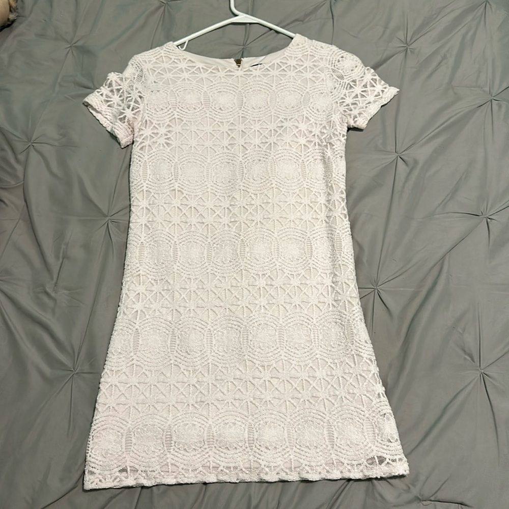 Lulus White Geometric Short Sleeve Mini Dress